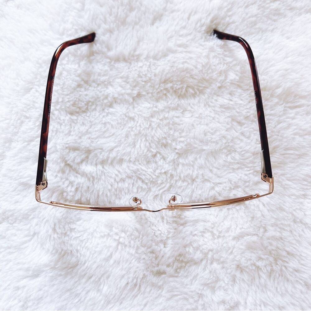 Elliott Metallic Pink Classic Sleek Reader Glasses - Picture 4 of 10